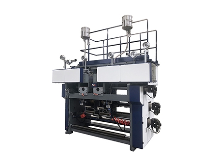 Máquina para fabricação de sacos de papel kraft com alças chatas