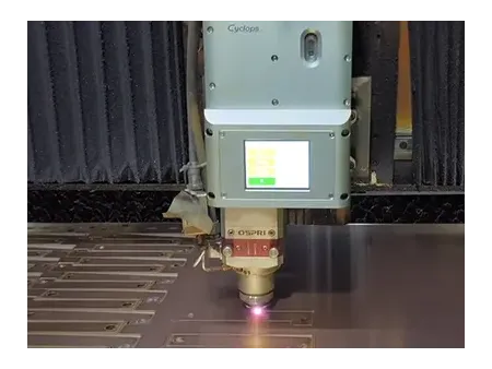 Cabeçote de corte com scanner a laser com foco automático (4kW)