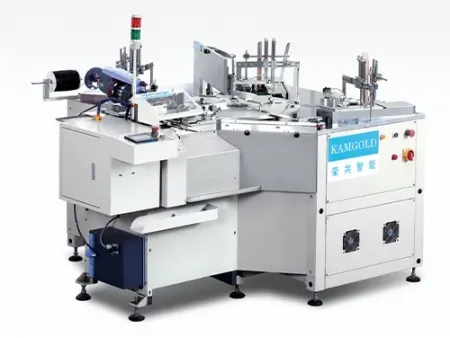 Máquina automática para aplicação de etiquetas com cordão  F-910