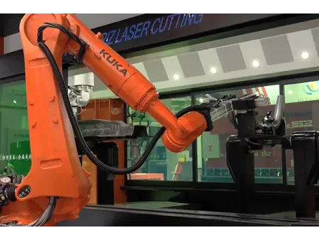 Máquina de corte a laser tridimensional de 16 eixos e estação dupla