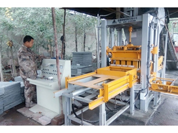 Máquina para fazer blocos de concreto tipo QF400