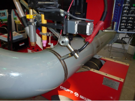 Máquina de solda automática para soldagem de passagem por bobina de raiz de tubo (GMAW/GTAW/FCAW)