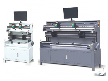 Máquina para montagem de placas flexo