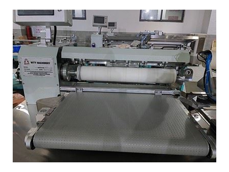 Máquina Automática de Rotulagem e Corte de Tubos de Papel (com cola branca), WT-580X