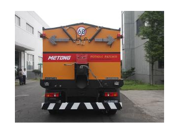 Caminhão tapa buracos e manutenção de pavimentos LMT5160TYHB