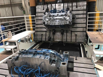Prensa hidráulica para ajuste de moldes automóveis, 400T