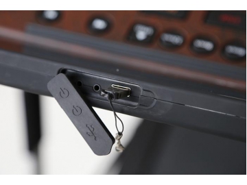 Porta USB da esteira de correr