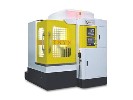 Fresadora CNC，Série EMC-870
