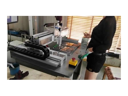 Máquina CNC para corte de vidro 2 eixos