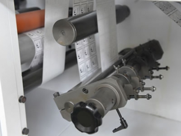 Máquina de acabamento de etiquetas multifuncional PLUS-LFHDDBSC330