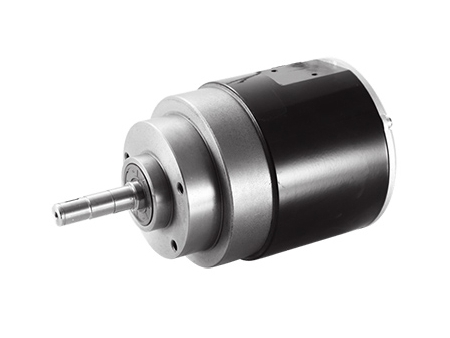 Motor de acionamento (eixo horizontal / deslocamento horizontal) 900W (3700 RPM), PMDC motor sem escova TF110AH1