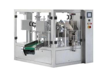 Máquina de enchimento e selagem para saco plástico com bandeja