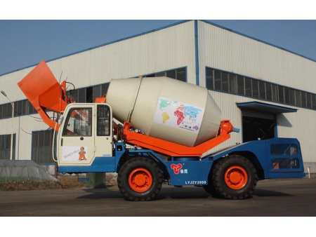 Caminhões Betoneiras Auto-Carregáveis 3.5m³, LYJZY3500