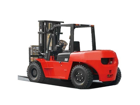 Empilhadeira a diesel CPCD80