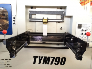 <strong>Máquina de hot stamping</strong> TYM-790 <small>(Máquina de corte e vinco com hot stamping e relevo)</small>