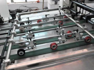 <strong>Máquina de hot stamping</strong> EF-1060<small> (Máquina de corte e vinco com hot stamping)</small>