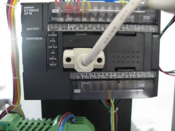 <strong>Máquina de hot stamping</strong> HS-568 <small>(Máquina de corte e vinco com hot stamping)</small>