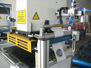 <span><strong>Máquina de hot stamping</strong> HS-468-8T</span>