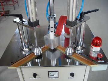 Máquina para montagem e colagem de molduras